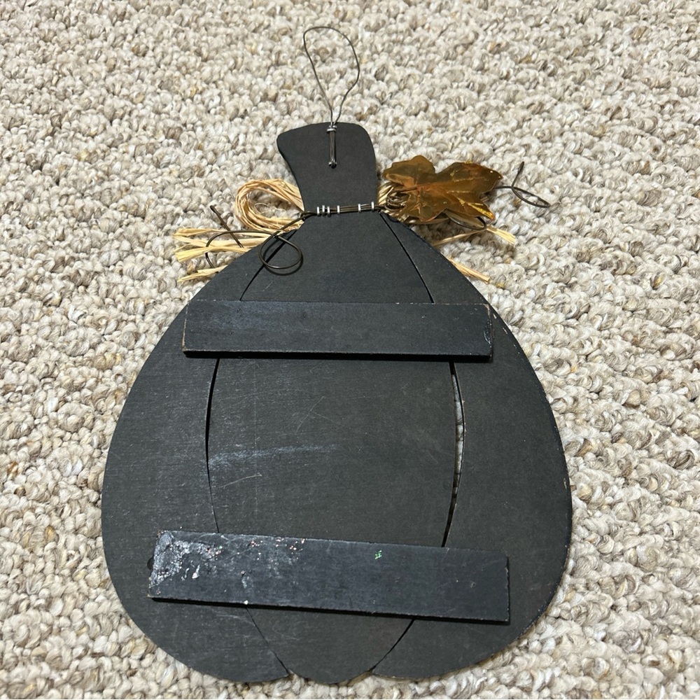 Fall Autumn Pumpkin Door Hanger Wall Decor Halloween - Excellent Condition! - Picture 2 of 2